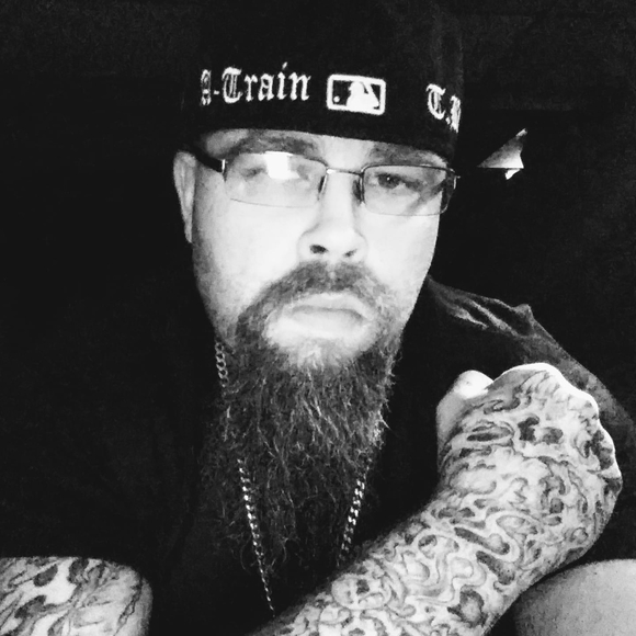 Meet your Posher, Aaron - Picture 1 of 1